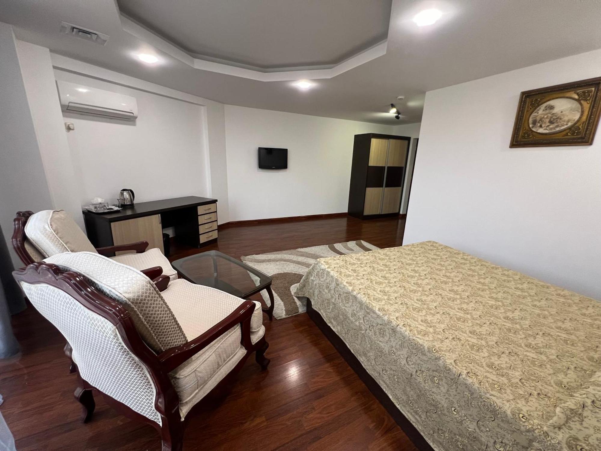 גיומרי Vanatur Hotel מראה חיצוני תמונה
