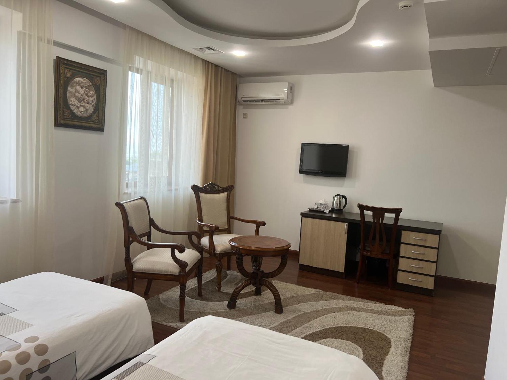 גיומרי Vanatur Hotel מראה חיצוני תמונה