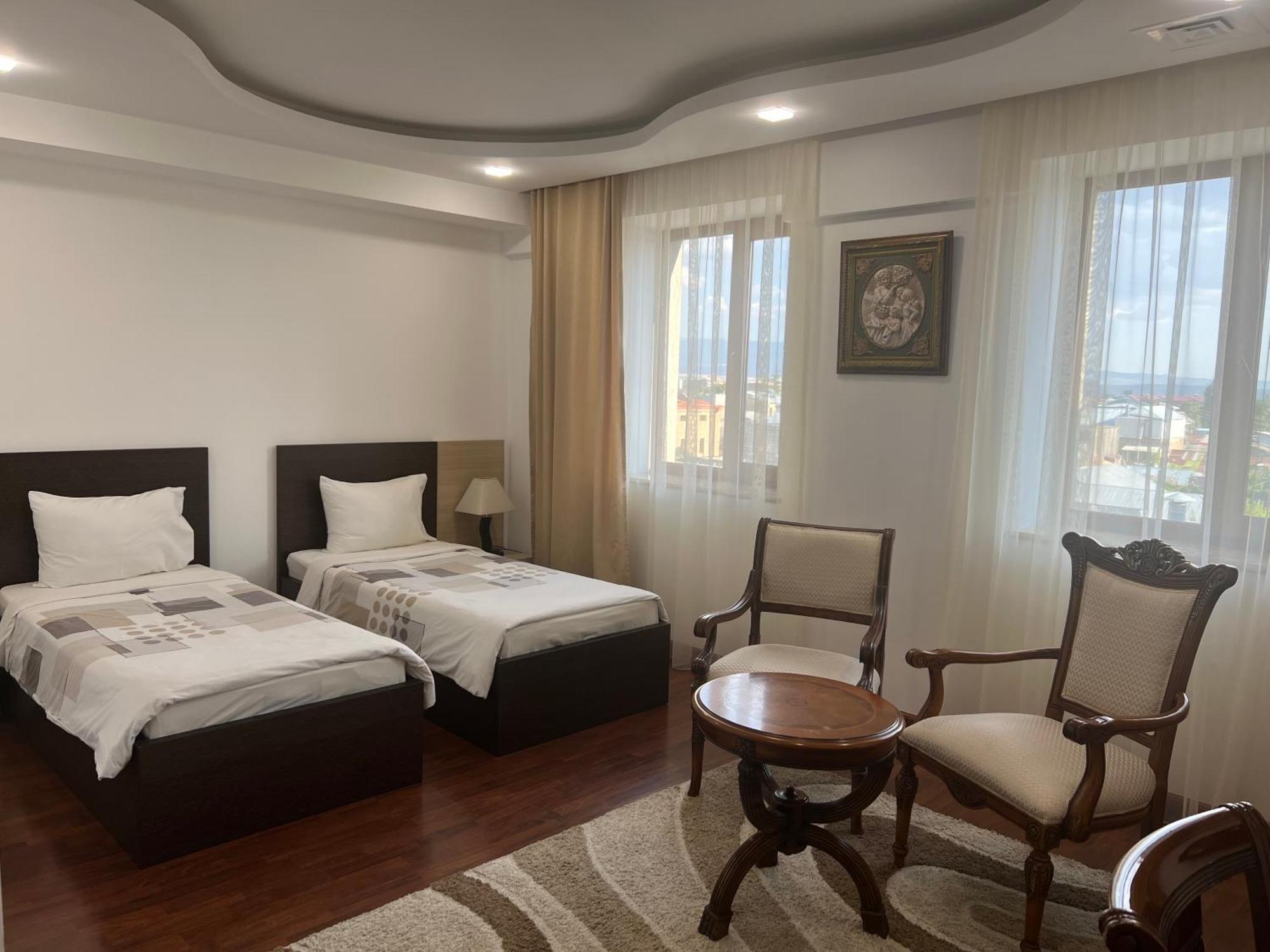גיומרי Vanatur Hotel מראה חיצוני תמונה